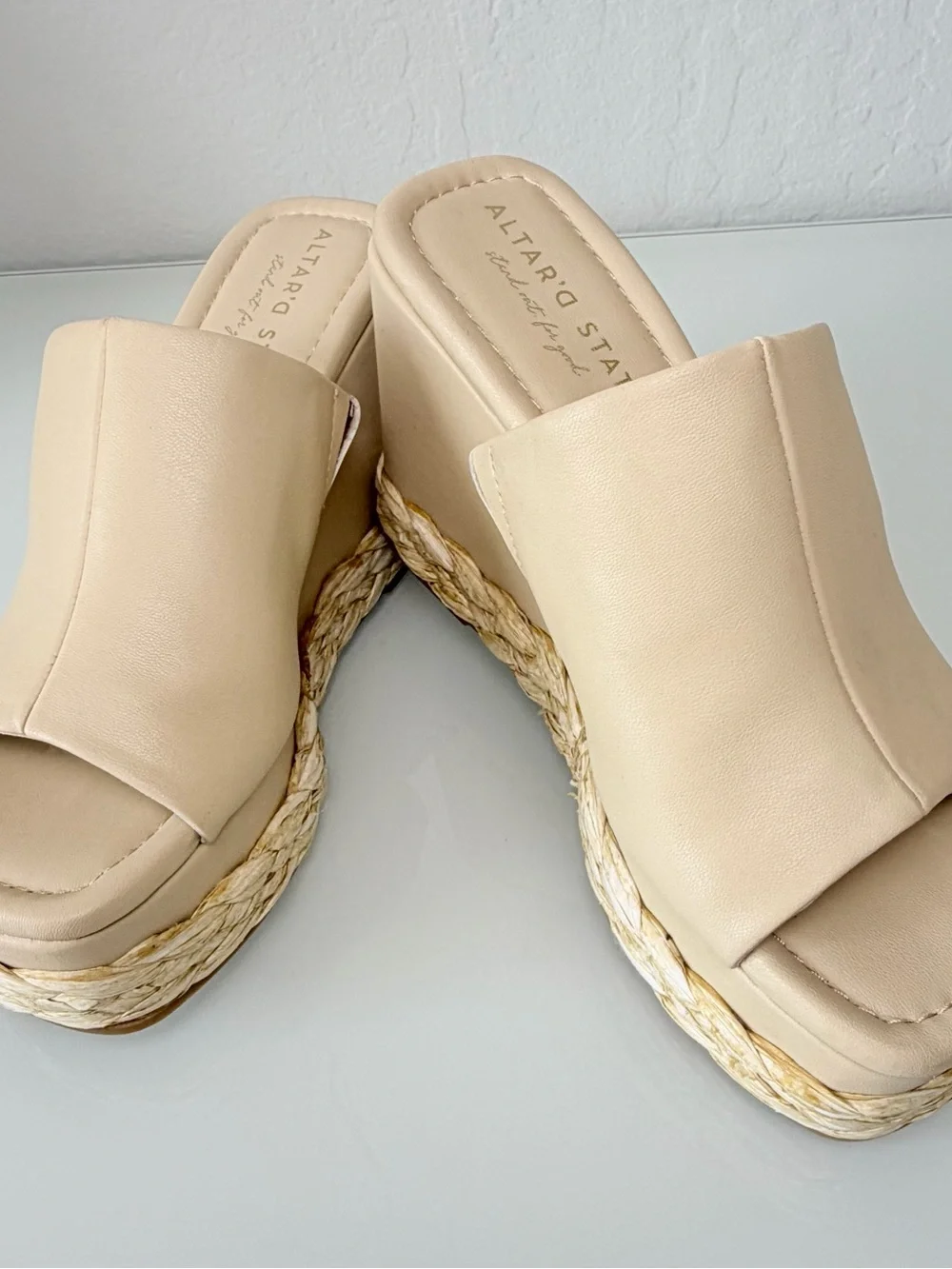 Altar'd State Neutral Beige Platform Espadrille Wedge Slide Sandals Size 7